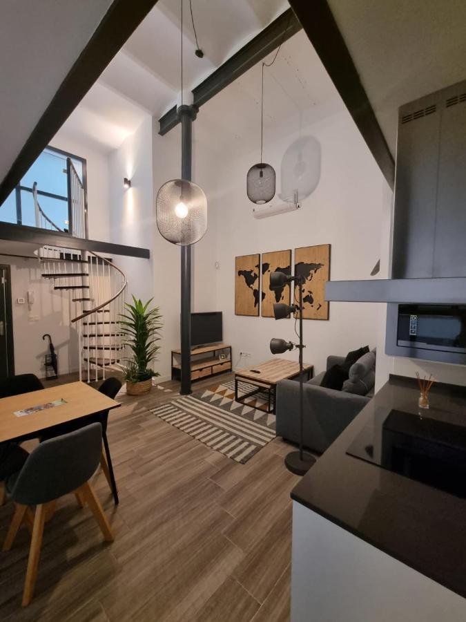 Apartamento Duplex Moderno En Alameda Sevilla Exterior foto