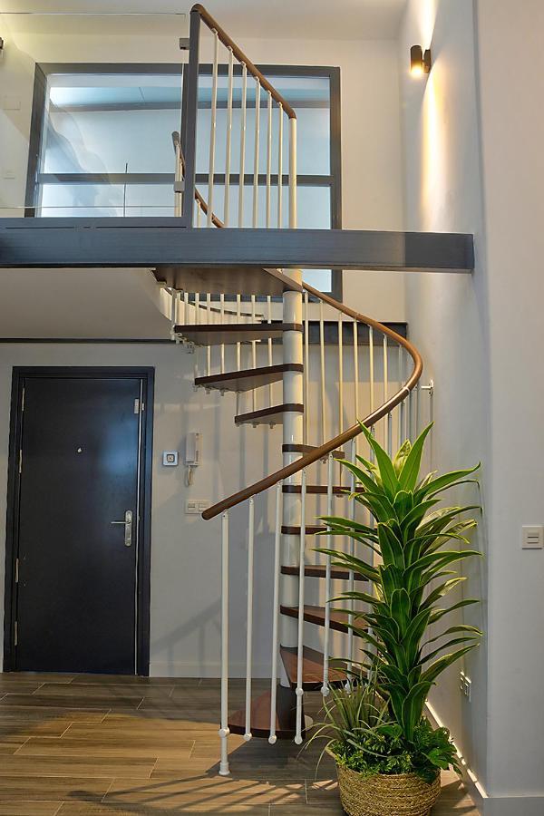 Apartamento Duplex Moderno En Alameda Sevilla Exterior foto